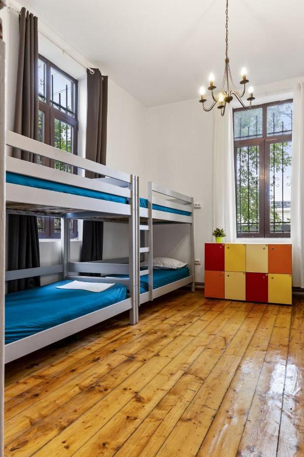 Friends Hostel Bukurešť Exteriér fotografie