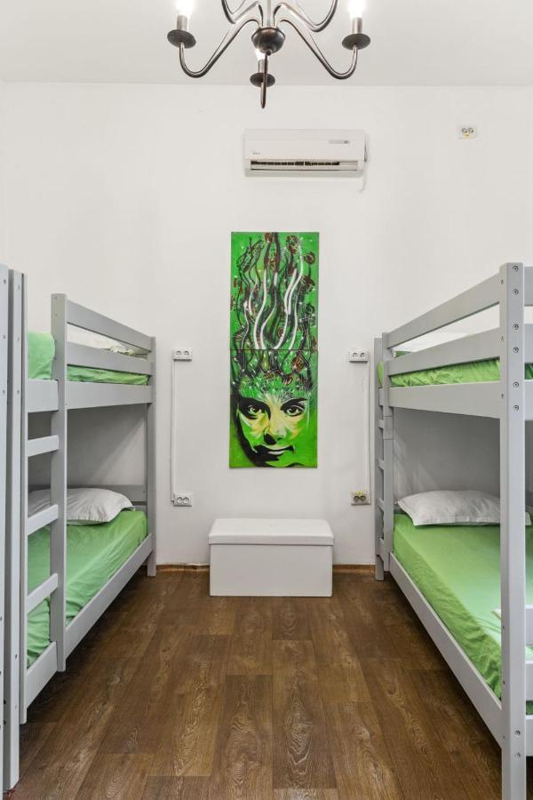 Friends Hostel Bukurešť Exteriér fotografie