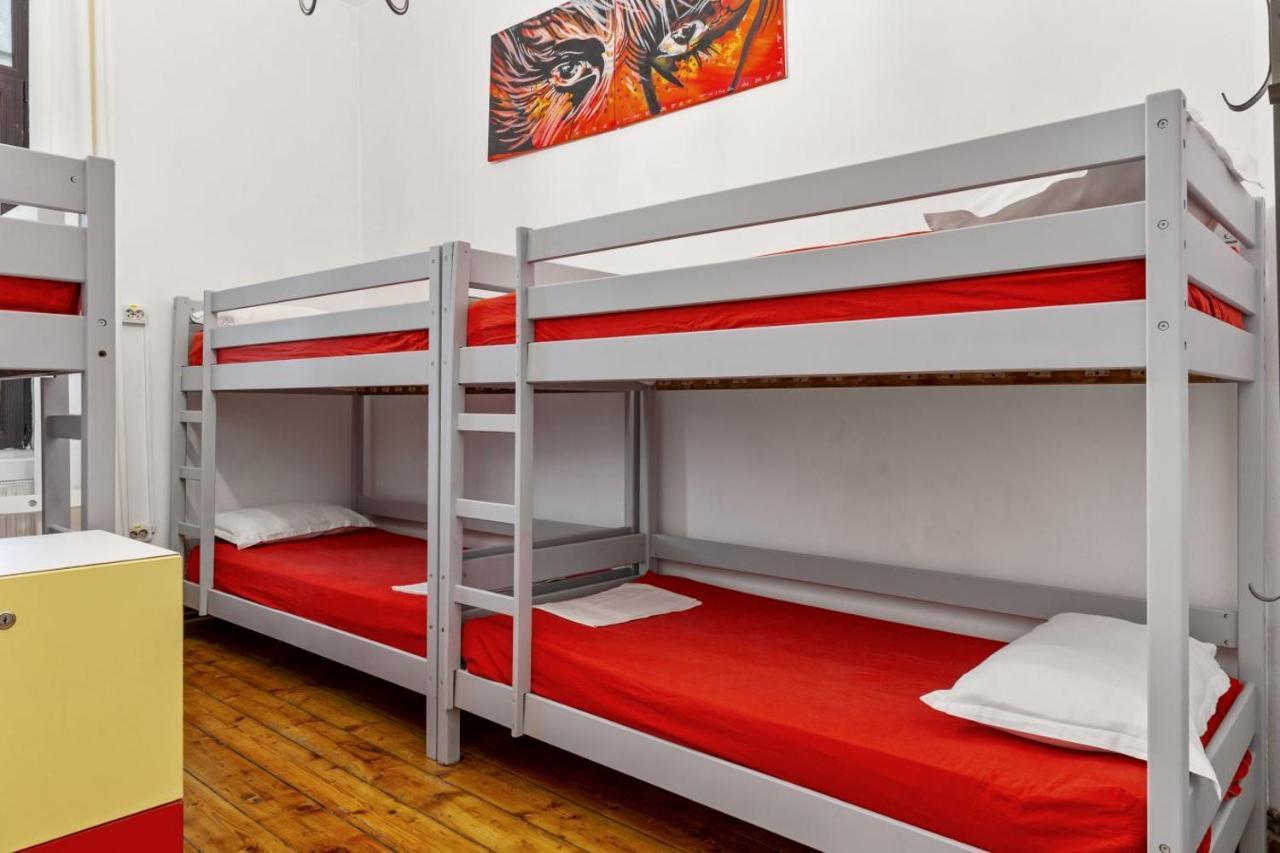 Friends Hostel Bukurešť Exteriér fotografie